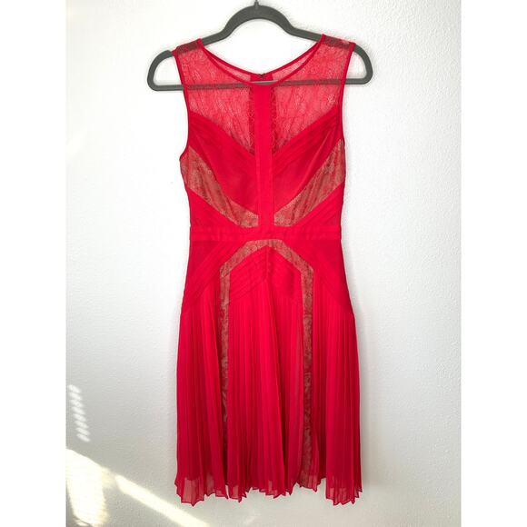 BCBGMAXAZRIA Raya Red Sleeveless Chevron Pleated Lace Dress 6 - Picture 2 of 16